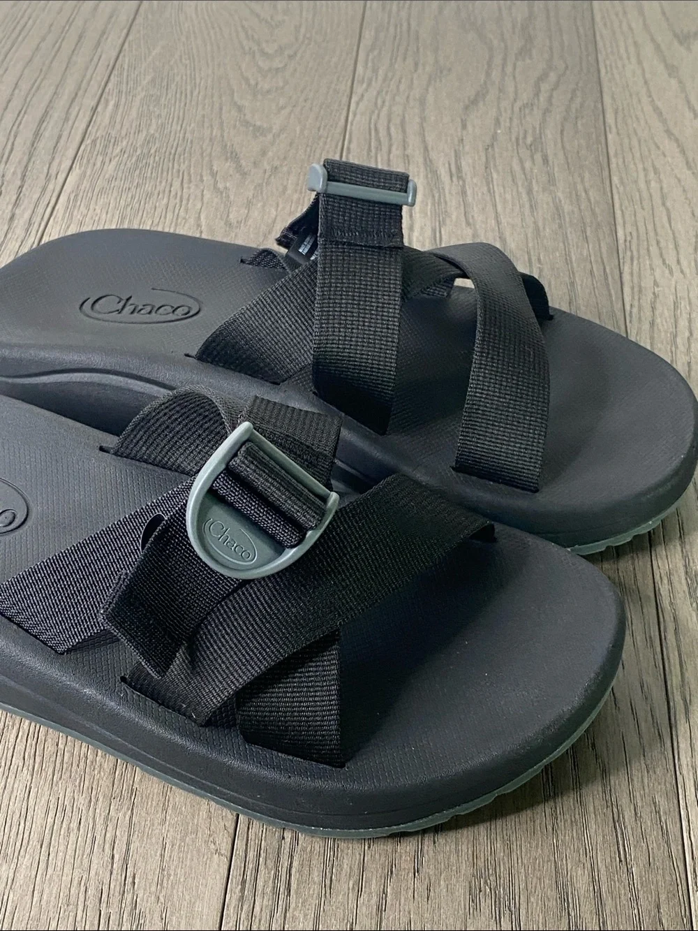 Chaco Black Slide Sandals with Adjustable Straps Men’s Size 9